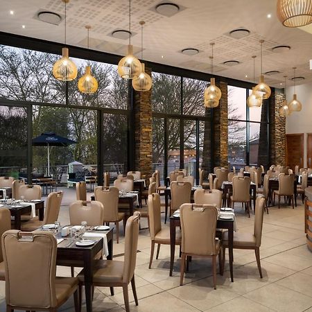 Premier Hotel Midrand Exterior foto