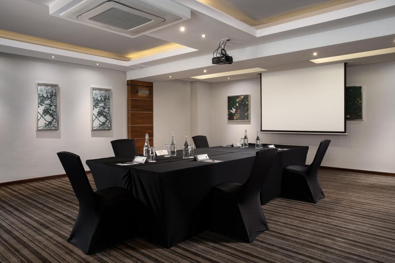 Premier Hotel Midrand Exterior foto