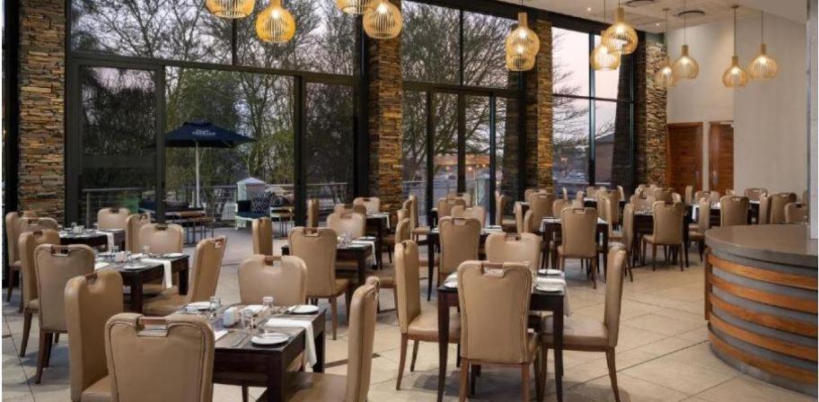 Premier Hotel Midrand Exterior foto